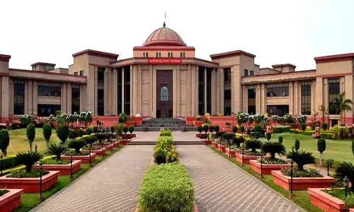 नेशनल हाइवे पर दुर्घटना मामले में हाईकोर्ट में सुनवाई, NHAI ने दो दिन का मांगा समय नेशनल हाइवे पर दुर्घटना मामले में हाईकोर्ट में सुनवाई, NHAI ने दो दिन का मांगा समय