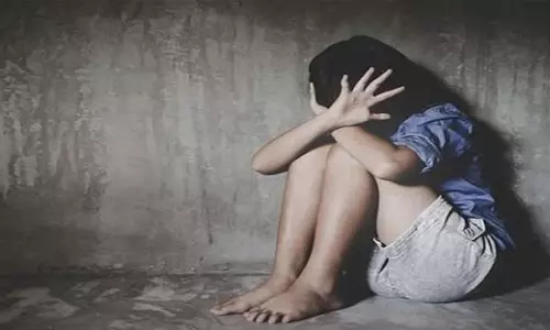मां बनी हैवान, प्रेमी से कराया बेटी का बलात्कार