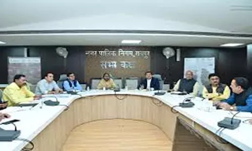 रायपुर की वायु गुणवत्ता सुधार के काम, डॉ. योगेंद्र कुमार सक्सेना ने लिए जायज़ा रायपुर की वायु गुणवत्ता सुधार के काम, डॉ. योगेंद्र कुमार सक्सेना ने लिए जायज़ा
