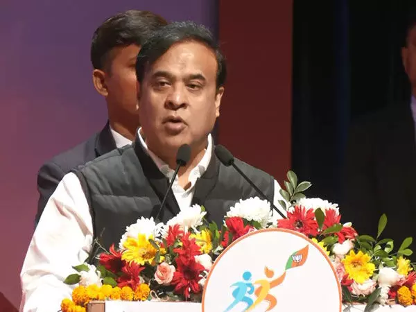 डिब्रूगढ़ में गणतंत्र दिवस समारोह में भाग लेने वाले Assam के पहले CM बनेंगे हिमंत बिस्वा सरमा