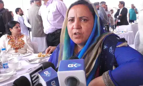 ‘मरीजों को पीजीआई में शिफ्ट करने का फैसला केवल डॉक्टरों द्वारा लिया जाएगा’ ‘मरीजों को पीजीआई में शिफ्ट करने का फैसला केवल डॉक्टरों द्वारा लिया जाएगा’