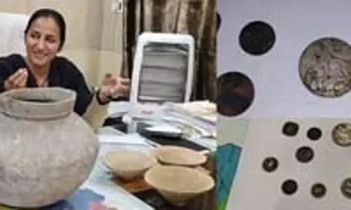 संभल में खुदाई में मिले बेशकीमती सोने के सिक्के