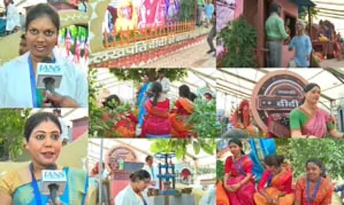 गणतंत्र दिवस परेड में होगा लखपति दीदी झांकी का भव्य प्रदर्शन, महिला सशक्तिकरण का दिया जाएगा संदेश गणतंत्र दिवस परेड में होगा लखपति दीदी झांकी का भव्य प्रदर्शन, महिला सशक्तिकरण का दिया जाएगा संदेश