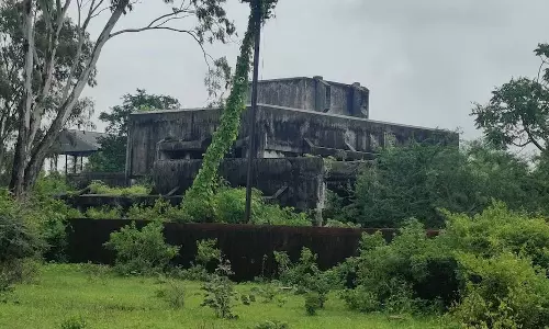 Bhopal: ज़हरीले गैस रिसाव से लोग 40 साल बाद सफाई का इंतज़ार कर रहे Bhopal: ज़हरीले गैस रिसाव से लोग 40 साल बाद सफाई का इंतज़ार कर रहे