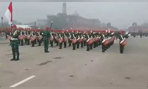 इंडोनेशिया के मार्चिंग दल के सदस्य India की यात्रा और गणतंत्र दिवस परेड में भाग लेने को लेकर उत्साहित हैं इंडोनेशिया के मार्चिंग दल के सदस्य India की यात्रा और गणतंत्र दिवस परेड में भाग लेने को लेकर उत्साहित हैं