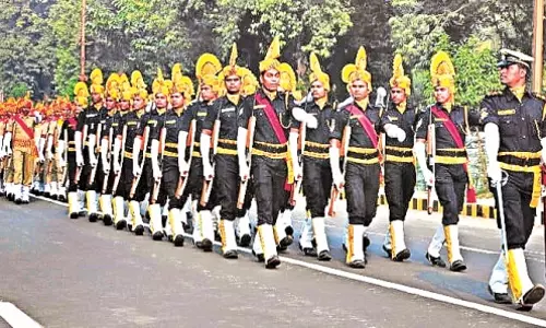 Odisha: गणतंत्र दिवस समारोह की तैयारियां Odisha: गणतंत्र दिवस समारोह की तैयारियां