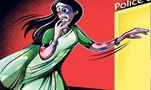 Moradabad: ससुरालियों ने दहेज के लिए विवाहिता को प्रताड़ित किया