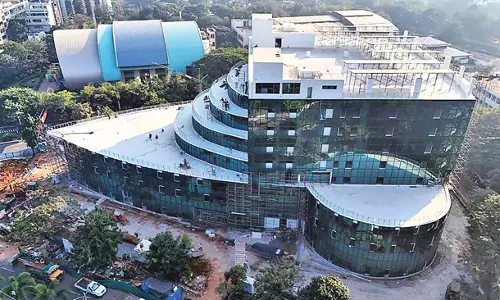 Visakhapatnam : आईटी के लिए प्रतिष्ठित इमारत,11 मंजिलें बनकर तैयार
