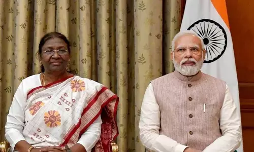 पुणे में VVIP दौरे: PM, राष्ट्रपति समेत अति महत्वपूर्ण लोगों के 853 दौरे पुणे में VVIP दौरे: PM, राष्ट्रपति समेत अति महत्वपूर्ण लोगों के 853 दौरे