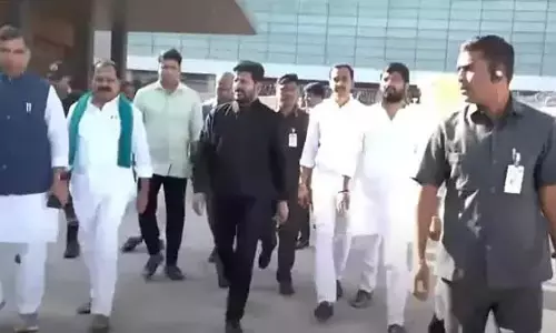 रेवंथ रेड्डी दावोस दौरे के सफल समापन के बाद Hyderabad लौटे रेवंथ रेड्डी दावोस दौरे के सफल समापन के बाद Hyderabad लौटे