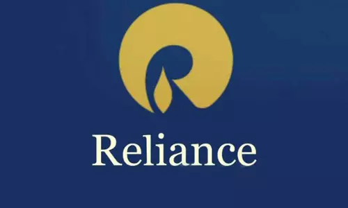 RIL ने महाराष्ट्र सरकार के साथ 3 लाख करोड़ रुपये के निवेश समझौते पर हस्ताक्षर किये RIL ने महाराष्ट्र सरकार के साथ 3 लाख करोड़ रुपये के निवेश समझौते पर हस्ताक्षर किये