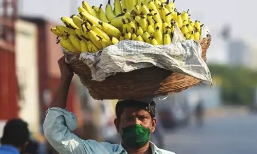 Guwahati : भांगागढ़ में केले विक्रेता ने जीएमसीएच के डॉक्टर पर कैंची से हमला किया