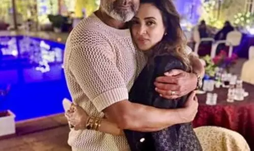Bobby Deol ने अपनी पत्नी तानिया को जन्मदिन की हार्दिक शुभकामनाएं दी