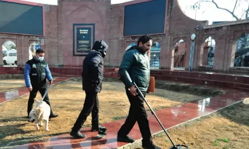 गणतंत्र दिवस समारोह से पहले Jammu and Kashmir में सुरक्षा बढ़ा दी गणतंत्र दिवस समारोह से पहले Jammu and Kashmir में सुरक्षा बढ़ा दी