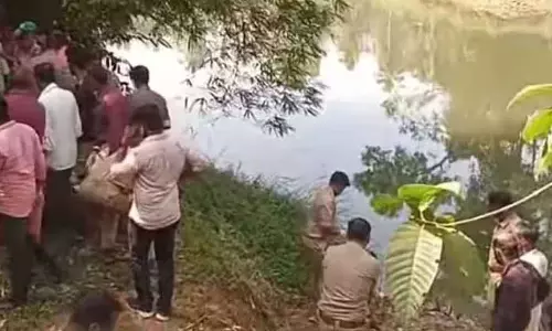 Kerala : टीवीएम के अरुविप्पुरम में बुजुर्ग दंपत्ति के हाथ बंधे हुए