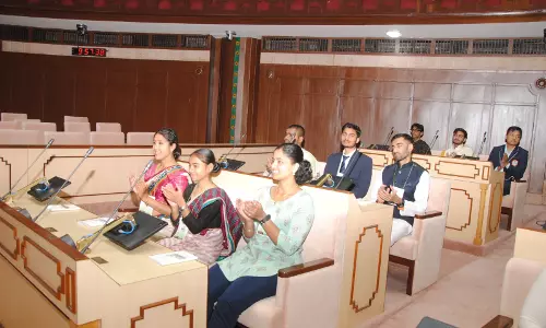 Jaipur: देवनानी की पहल पर विधान सभा में राष्ट्रीय पर्यावरण पर दो दिवसीय युवा संसद Jaipur: देवनानी की पहल पर विधान सभा में राष्ट्रीय पर्यावरण पर दो दिवसीय युवा संसद