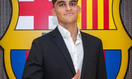 Gerard Martin ने बार्सिलोना के साथ 2028 तक अनुबंध विस्तार पर हस्ताक्षर किए