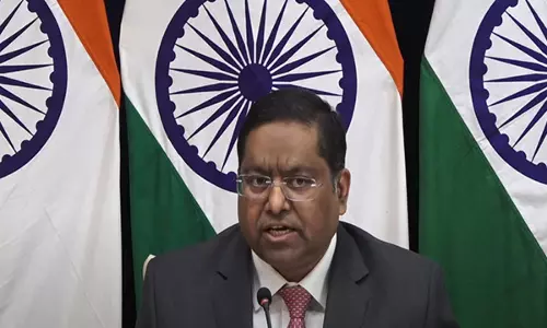 Emergency फिल्म के प्रदर्शन में बाधा डालने पर विदेश मंत्रालय ने कही ये बात Emergency फिल्म के प्रदर्शन में बाधा डालने पर विदेश मंत्रालय ने कही ये बात