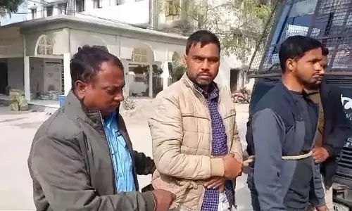 Malda: पुलिस पर फिर गोलीबारी, बाद में छापेमारी में गिरफ्तारियां