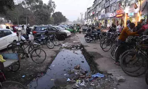 सड़क चौड़ीकरण की धीमी गति Mohali के दुकानदारों और स्थानीय लोग परेशान