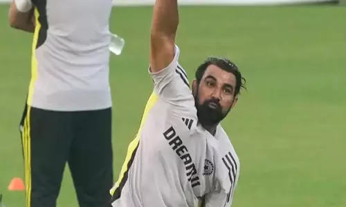 Team India की नजर मोहम्मद शमी की फिटनेस पर, इंग्लैंड के खिलाफ बढ़त बढ़ाने की कोशिश Team India की नजर मोहम्मद शमी की फिटनेस पर, इंग्लैंड के खिलाफ बढ़त बढ़ाने की कोशिश