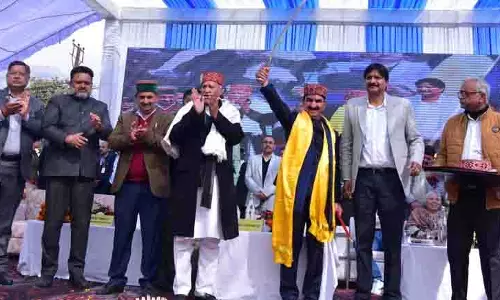 Dharamsala में 150 करोड़ रुपये के अंतर्राष्ट्रीय कन्वेंशन सेंटर की घोषणा की