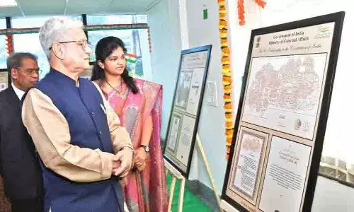 Hyderabad ने संविधान में कला और सुलेख पर प्रदर्शनी का आयोजन किया