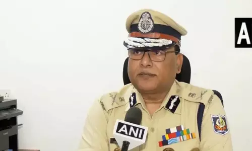 ओडिशा के एडीजी ने गणतंत्र दिवस की सुरक्षा व्यवस्था के बारे में बताया, VIDEO... ओडिशा के एडीजी ने गणतंत्र दिवस की सुरक्षा व्यवस्था के बारे में बताया, VIDEO...