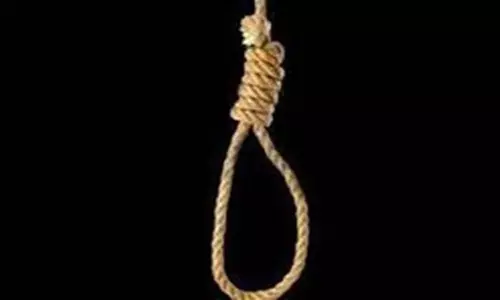प्रेम प्रसंग में नाकाम सुरक्षा गार्ड ने फांसी लगाकर दी जान, सुसाइड नोट बरामद