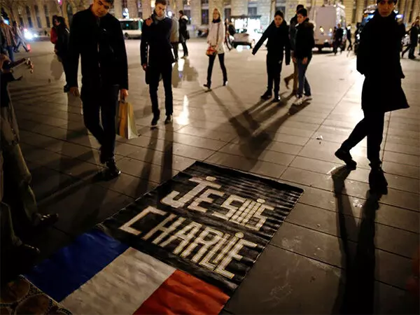 Paris की एक अदालत ने दो लोगों की हत्या के लिए पाक नागरिक को 30 साल की सजा सुनाई