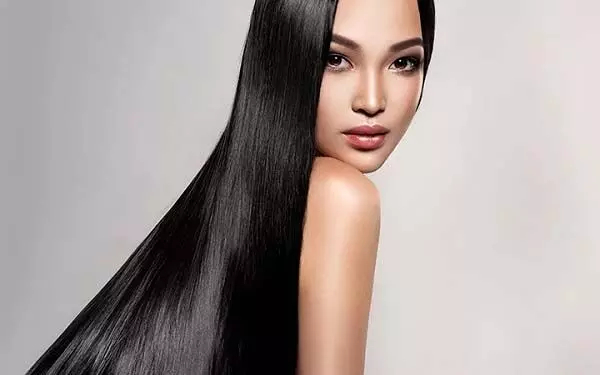 Hair Care: महंगे प्रोडक्ट्स के बिना पाएं चमकदार और मजबूत बाल, जानें कैसे