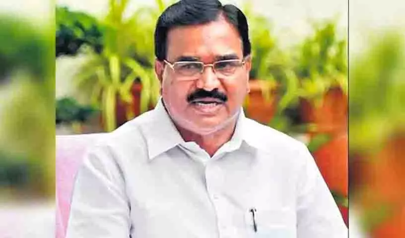 पूर्व मंत्री Niranjan Reddy ने किसानों की अनदेखी के लिए कांग्रेस पर निशाना साधा पूर्व मंत्री Niranjan Reddy ने किसानों की अनदेखी के लिए कांग्रेस पर निशाना साधा