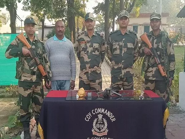 BSF ने अमृतसर में पंजाब सीमा के पास ड्रोन और ड्रग्स जब्त किए