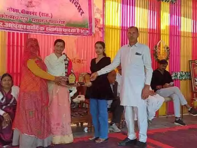 8 बालिकाओं को राजस्थान सरकार निशुल्क टैबलेट दिया गया, Bikaner जिले में तीसरा स्थान ममता सुथार