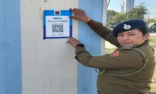 Haryana: गुरुग्राम ट्रैफिक पुलिस ने चालान भुगतान के लिए क्यूआर कोड लॉन्च किया Haryana: गुरुग्राम ट्रैफिक पुलिस ने चालान भुगतान के लिए क्यूआर कोड लॉन्च किया