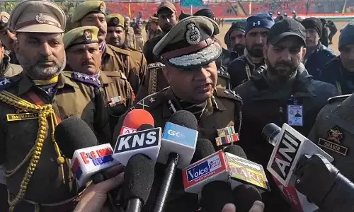 गणतंत्र दिवस समारोह के लिए गहन एवं जटिल सुरक्षा व्यवस्था: IGP Kashmir गणतंत्र दिवस समारोह के लिए गहन एवं जटिल सुरक्षा व्यवस्था: IGP Kashmir