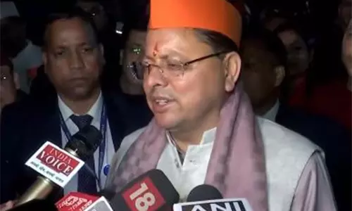 कांग्रेस और आप सिर्फ़ झूठे वादे करते हैं, दिल्ली के लोग बदलाव के लिए तैयार: CM Dhami