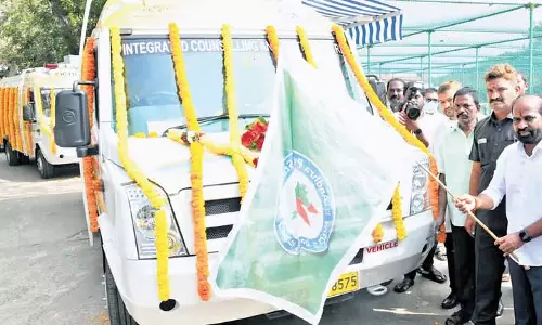 Andhra Pradesh के दूरदराज के क्षेत्रों के लिए 10 मोबाइल एचआईवी परीक्षण इकाइयाँ