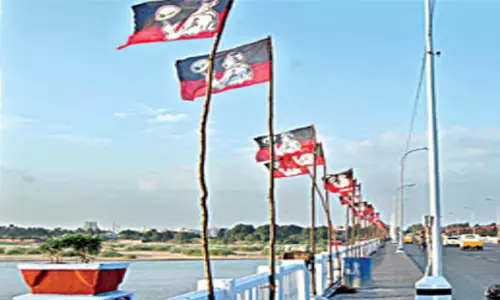 Tamil Nadu: एआईएडीएमके ने चर्चा की गई नीतियों का खुलासा न करने के लिए तमिलनाडु सरकार की आलोचना की