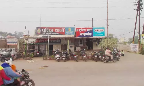 अवंती विहार में 4 युवकों की गुंडई, पीड़ित पर मिर्ची पाउडर भी डाला