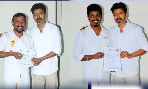 Tamil Nadu: विजय ने पहले चरण में 19 जिला सचिवों को शामिल किया Tamil Nadu: विजय ने पहले चरण में 19 जिला सचिवों को शामिल किया