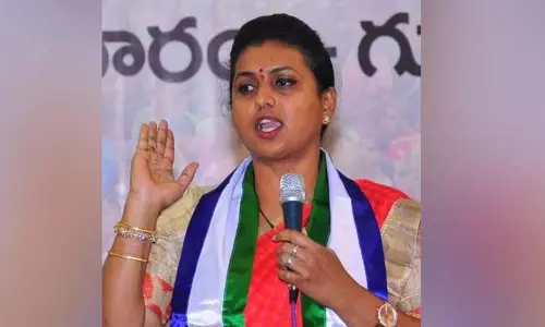 RK Roja: सीएम-लोकेश ने दावोस में आंध्र प्रदेश को शर्मसार किया