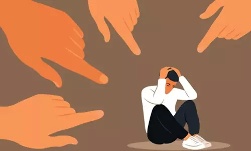 फाइनेंस कंपनी का उत्पीड़न: उत्पीड़न सहन न कर पाने के कारण गडग के होटल व्यवसायी भाग गए फाइनेंस कंपनी का उत्पीड़न: उत्पीड़न सहन न कर पाने के कारण गडग के होटल व्यवसायी भाग गए