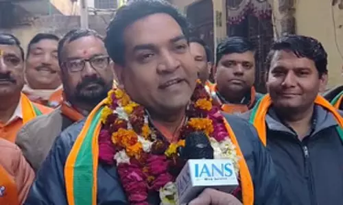 भाजपा प्रत्याशी कपिल मिश्रा का तंज, बोले दिल्ली में कांग्रेस पार्टी बीमार भाजपा प्रत्याशी कपिल मिश्रा का तंज, बोले दिल्ली में कांग्रेस पार्टी बीमार