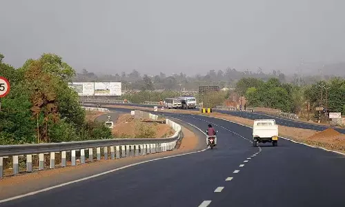 मुंबई-नासिक राजमार्ग पर सुरक्षित यात्रा के लिए उपायों का टूलकिट मुंबई-नासिक राजमार्ग पर सुरक्षित यात्रा के लिए उपायों का टूलकिट