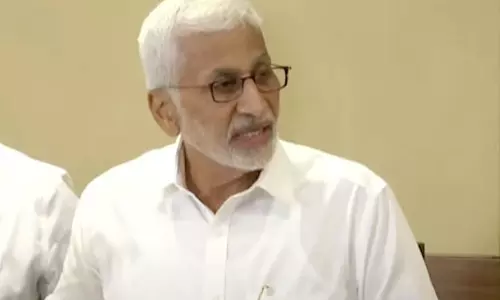 Andhra: विजयसाई ने राज्यसभा की सदस्यता से इस्तीफा दिया Andhra: विजयसाई ने राज्यसभा की सदस्यता से इस्तीफा दिया