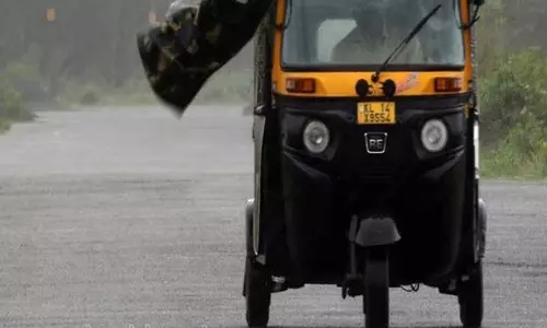 Kerala : ऑटोरिक्शा चालकों द्वारा अधिक पैसे वसूलने पर अंकुश लगाने के लिए