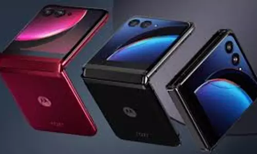 32MP सेल्फी कैमरा वाले Motorola Razr 50 Ultra पर मिल रही 22,500 तक की छूट