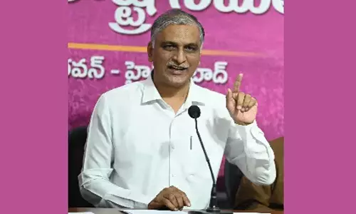Harish ने सरकार की आलोचना की, कहा- आंध्र प्रदेश तेलंगाना का पानी चुरा रहा है Harish ने सरकार की आलोचना की, कहा- आंध्र प्रदेश तेलंगाना का पानी चुरा रहा है