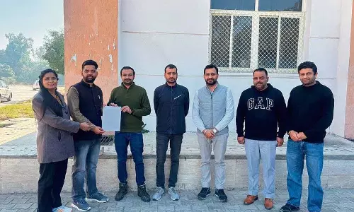 Haryana : सिरसा विश्वविद्यालय के संविदा शिक्षकों ने समान कार्य के लिए